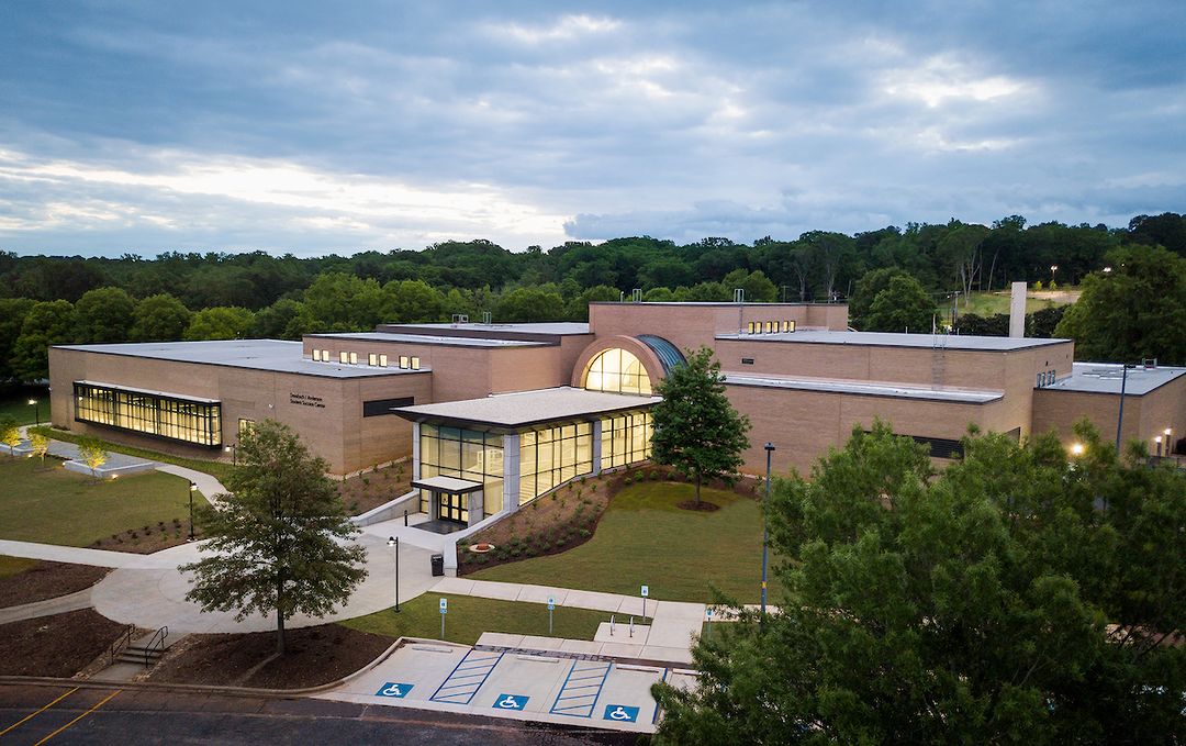 Grapevine Tech Your college costs could be covered at Greenville Tech