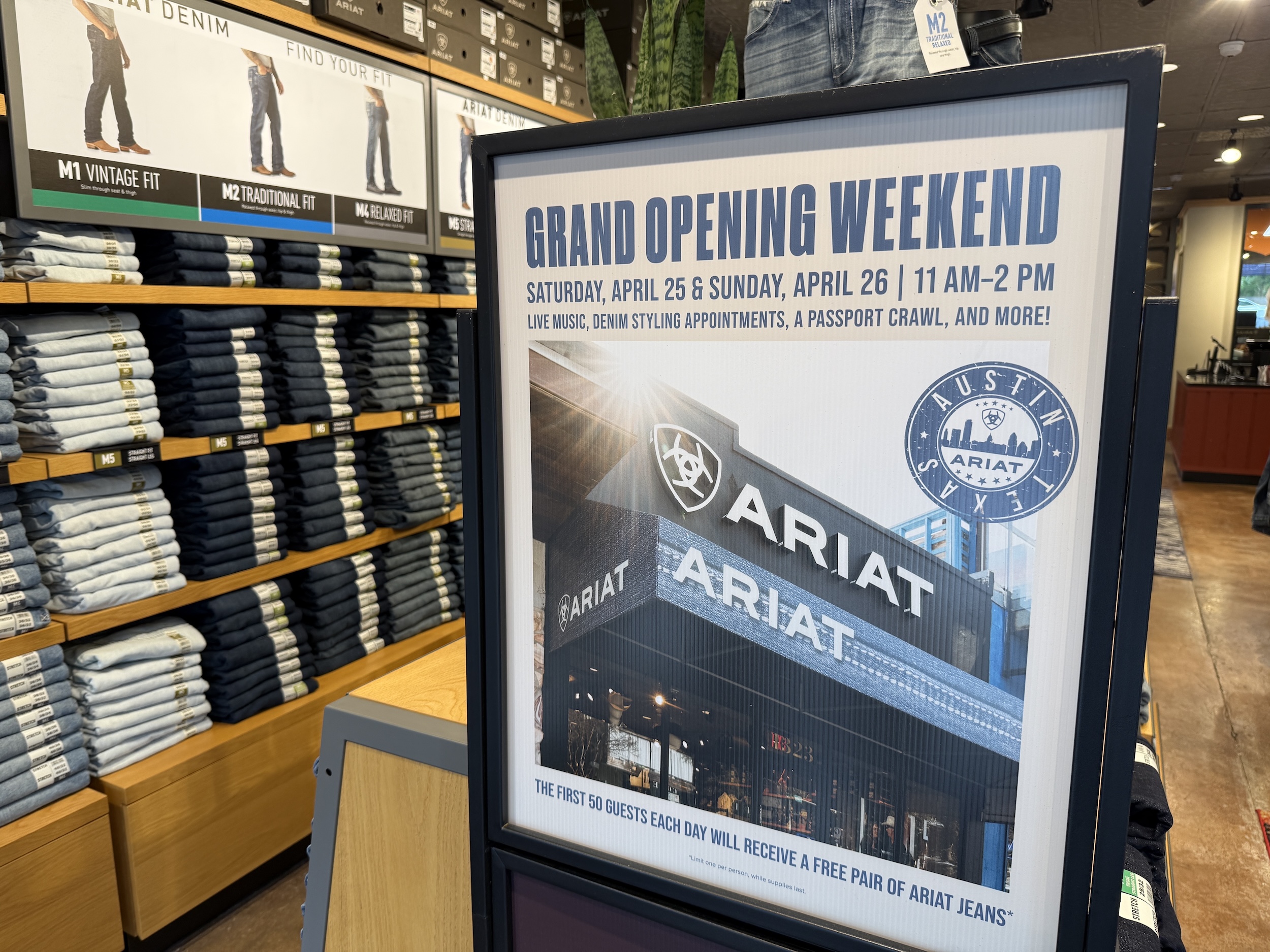 Ariat celebrates Austin opening with passport crawl + block party