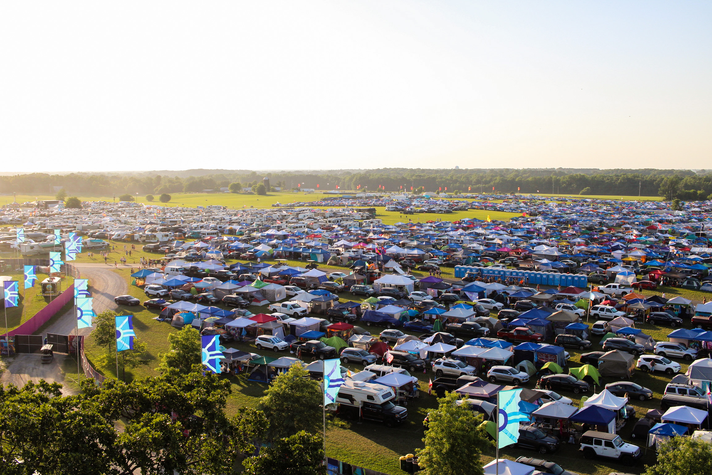 Head to the farm for Bonnaroo 2025