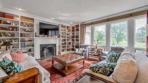 1775 Mooreland Hot Homes Lakewood Great Room Book Case Bookshelves