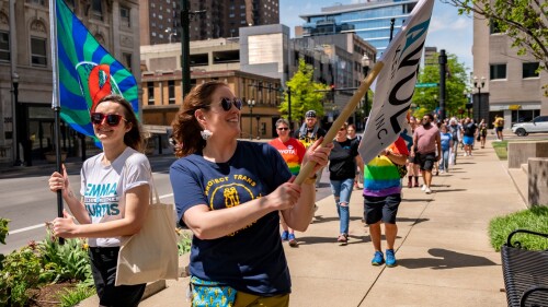 AVOL Walk Lexington Emma Curtis